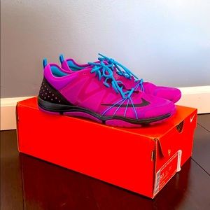 New Women’s Nike Free Cross Shoes 9.5 Purple